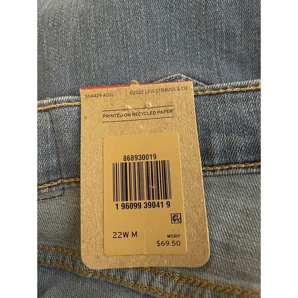 NWT Levi's 725 High Rise Hypersoft Bootcut Jeans Med/Light Blue Size 22W Plus - Picture 8 of 10